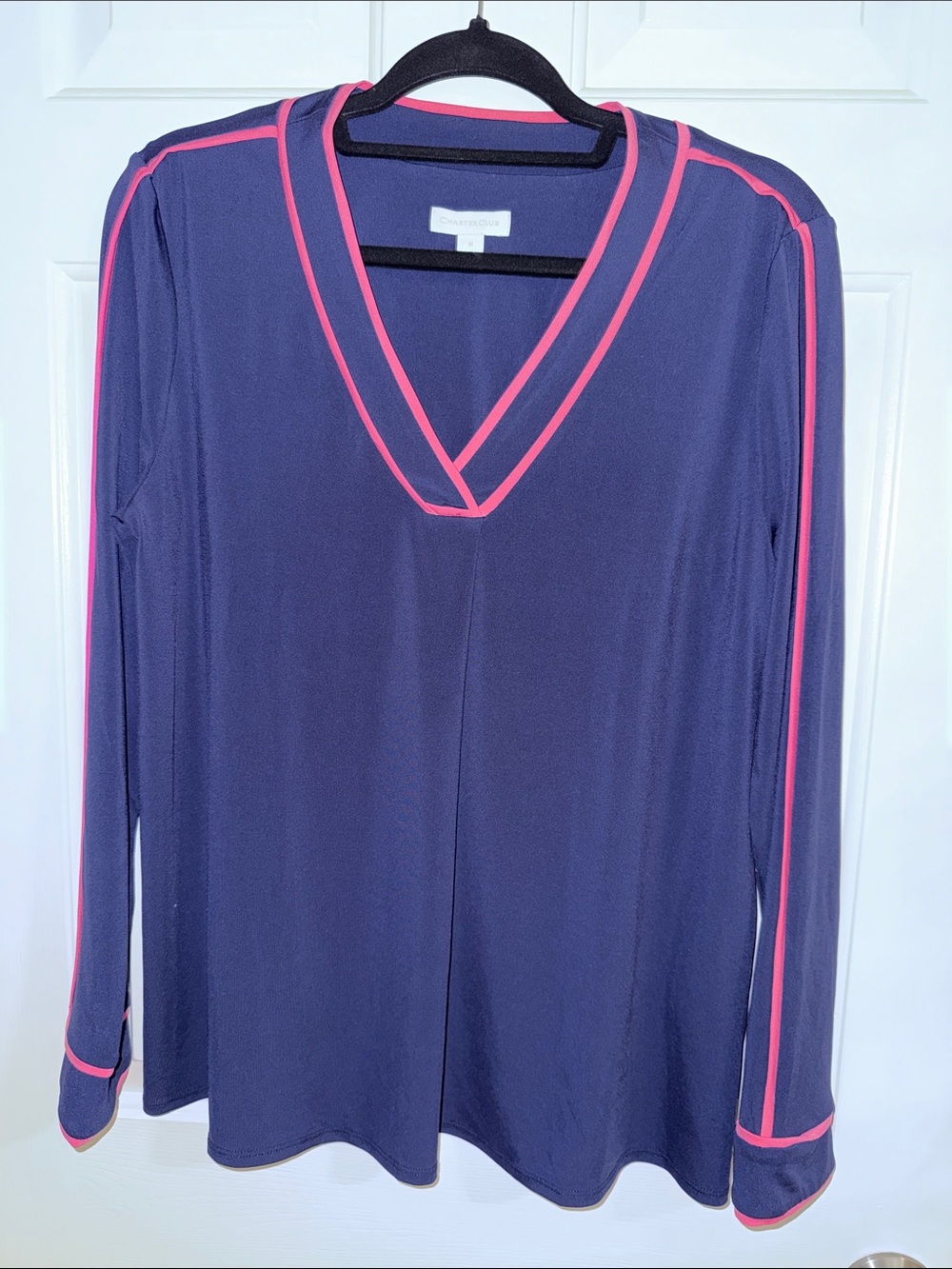 Charter Club Navy Blue Long-Sleeve V-Neck Blouse with Pink Trim